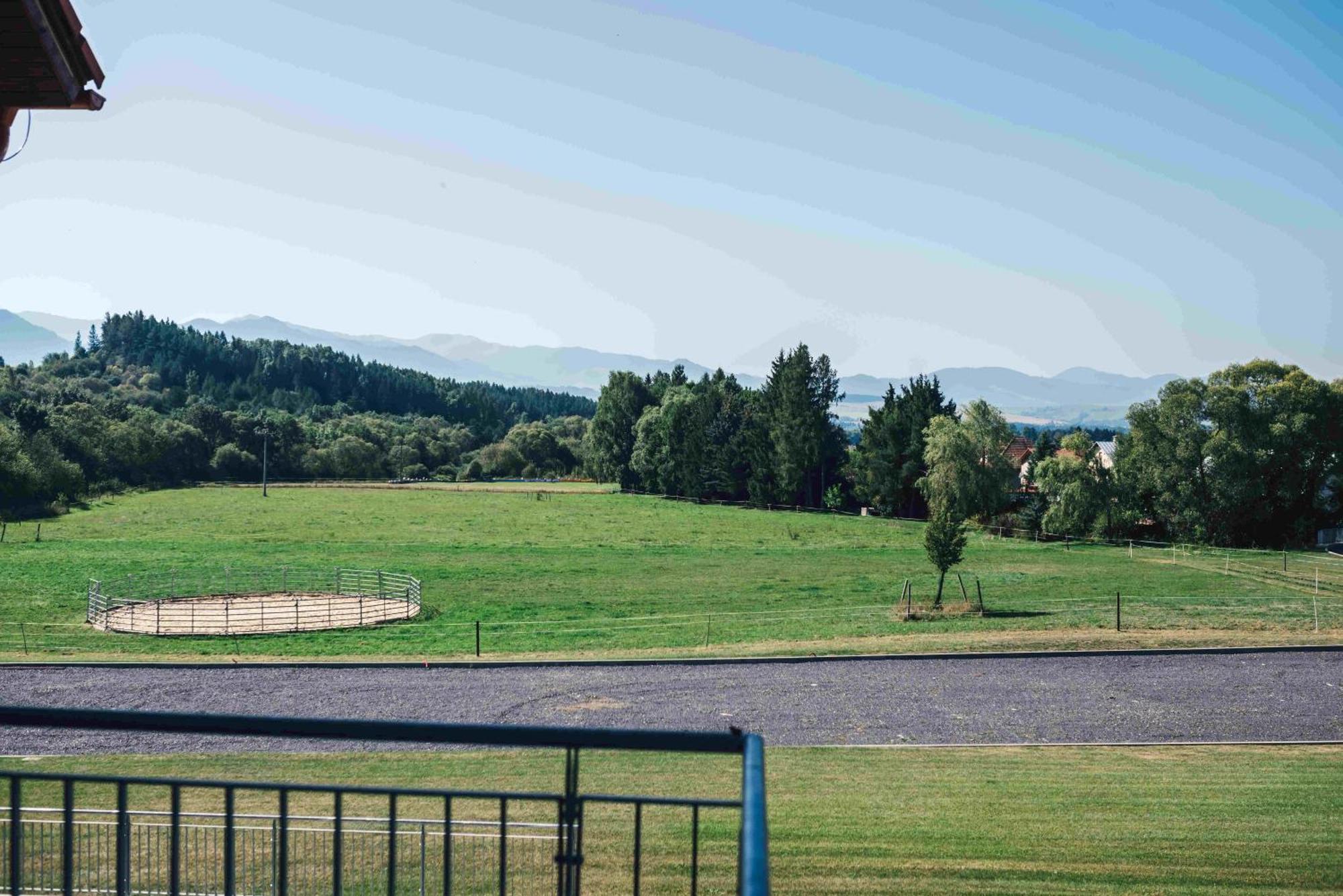 Penzion Kamence Liptovský Mikuláš Exterior foto